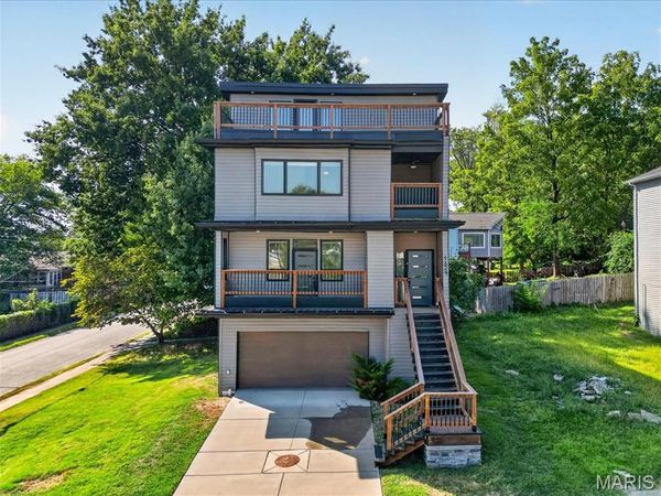 1629 Forest Avenue, St Louis, MO 63139