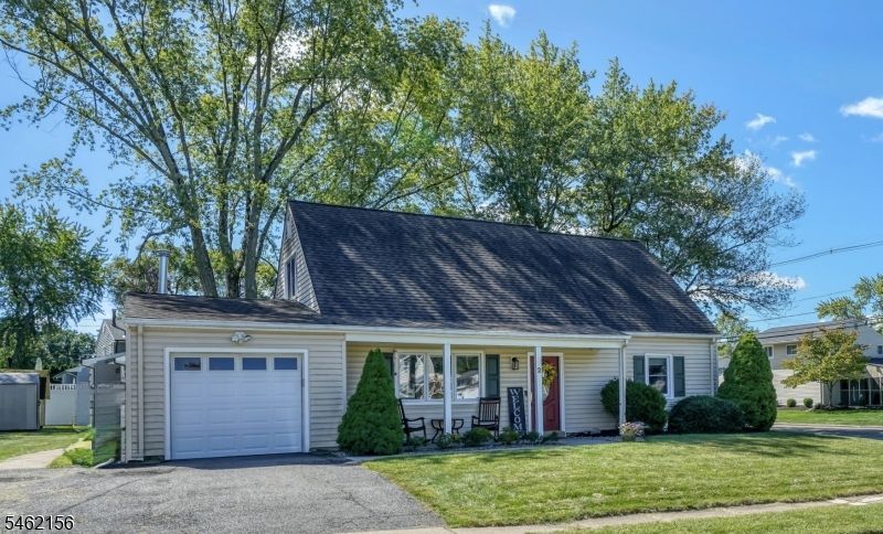 2 Renault Dr, Mount Olive, NJ 07836 Main Photo