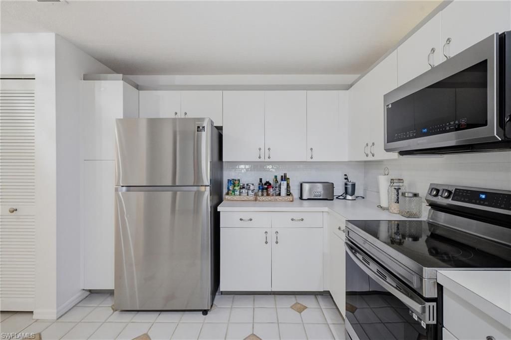55 Emerald Woods Dr, Unit C9, Naples, FL 34108 Photo