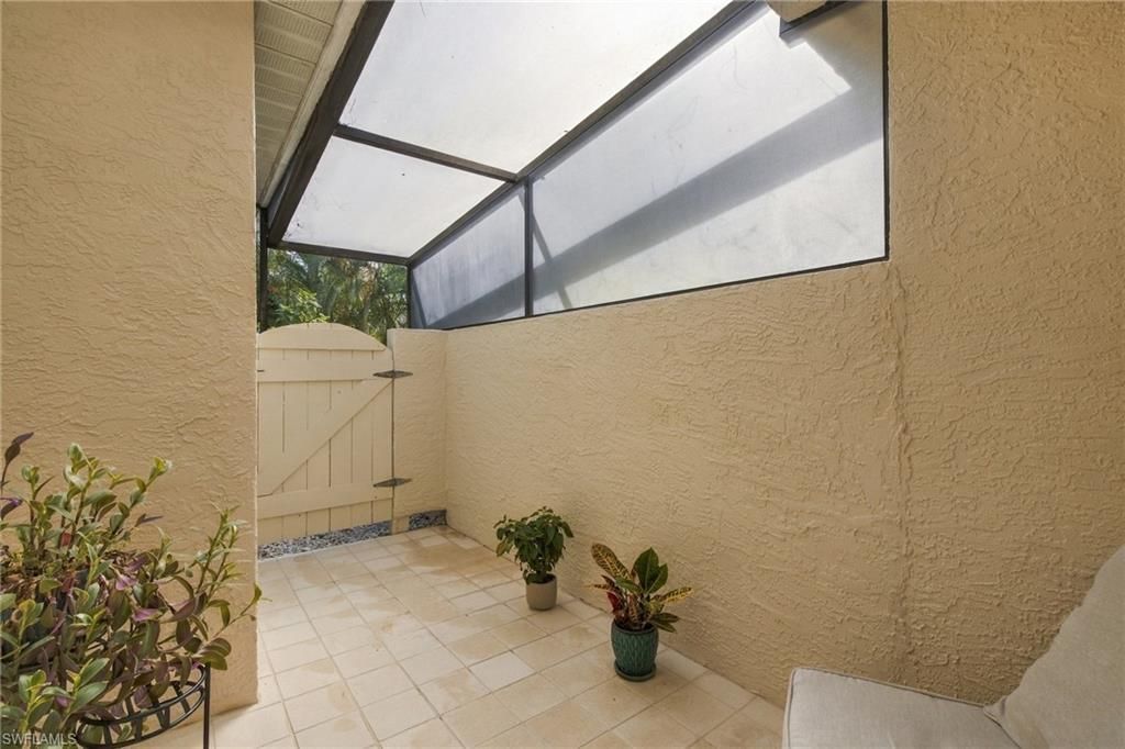 55 Emerald Woods Dr, Unit C9, Naples, FL 34108 Photo