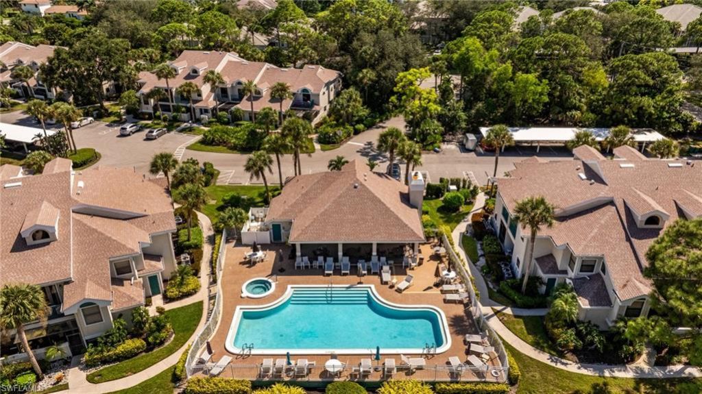 55 Emerald Woods Dr, Unit C9, Naples, FL 34108 Photo