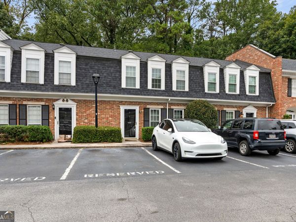 6 Valley Forge Place NW, Atlanta, GA 30318