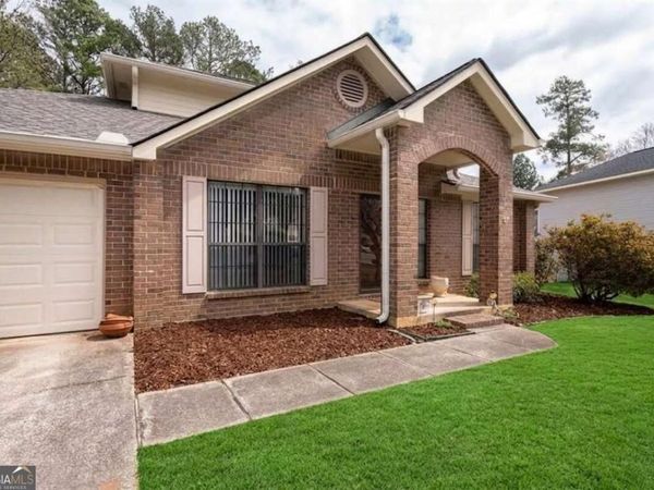 1980 Hunters Ridge Drive, Lawrenceville, GA 30044