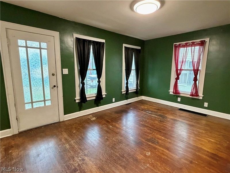 915 Talley Avenue, Zanesville, OH 43701 Photo 6