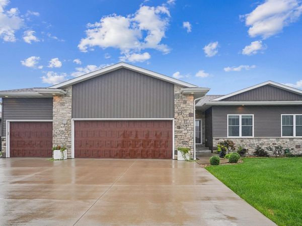 1528 Faithway Drive, Cedar Falls, IA 50613