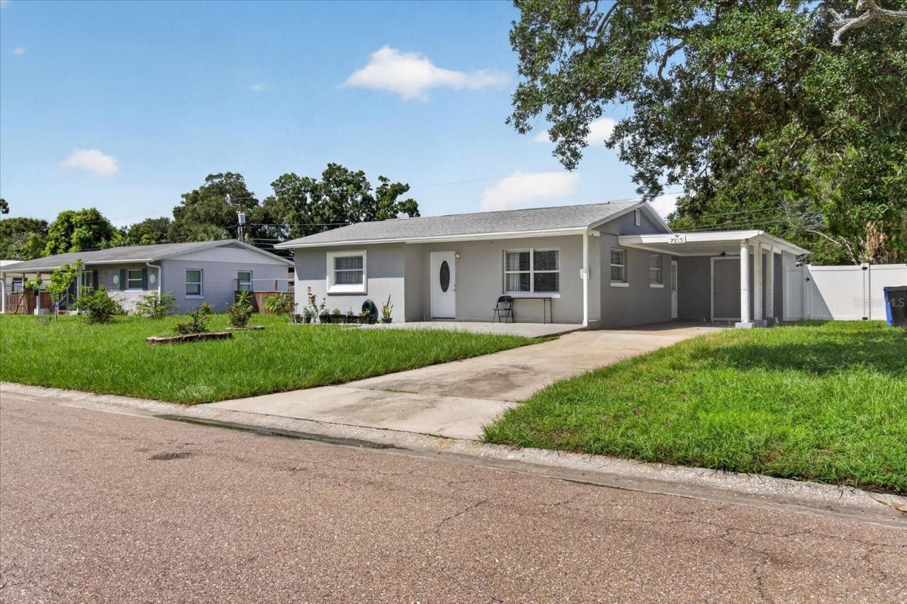 7210 Dr Martin Luther King Jr Street N, Saint Petersburg, FL 33702 Photo