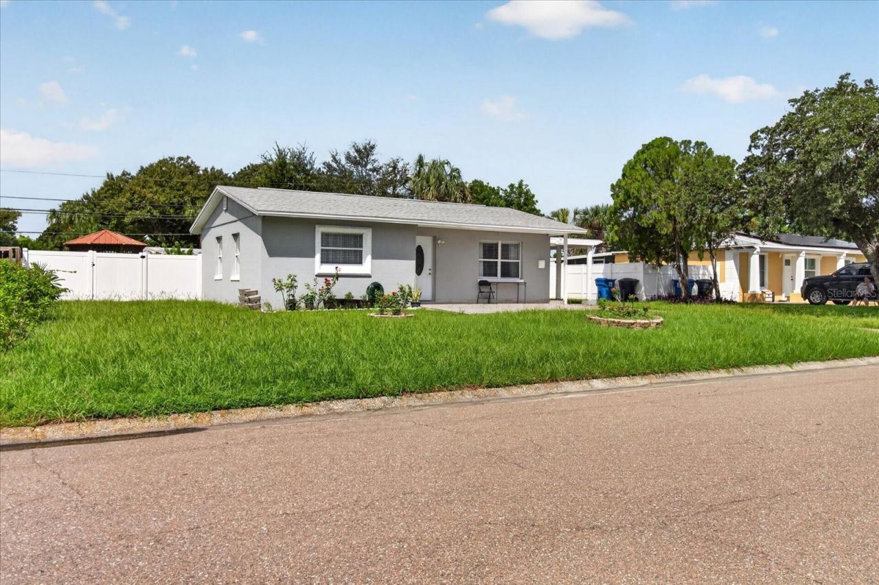 7210 Dr Martin Luther King Jr Street N, Saint Petersburg, FL 33702 Photo