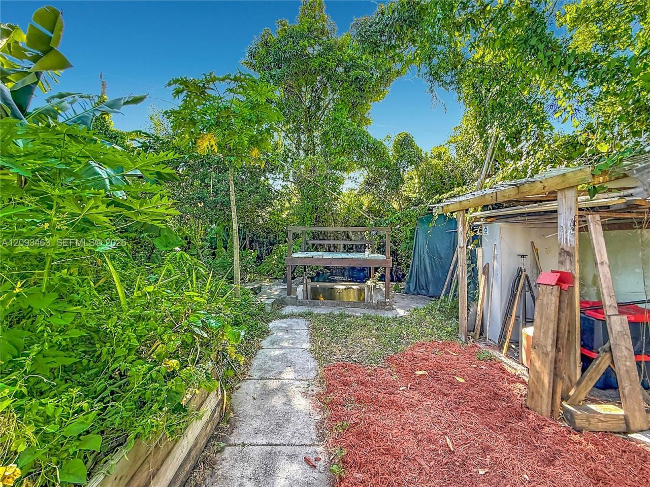 4433 NW 22nd Ct, Miami, FL 33142 Photo