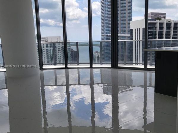 45 SW 9th Street , Unit 4303, Miami, FL 33130