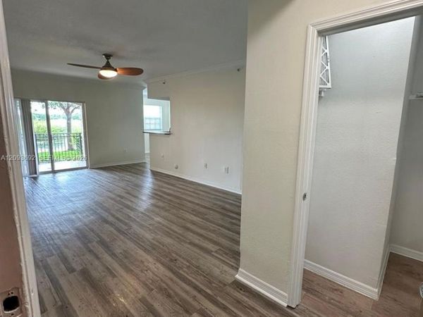 11730 SW 2nd St , Unit 12108, Pembroke Pines, FL 33025