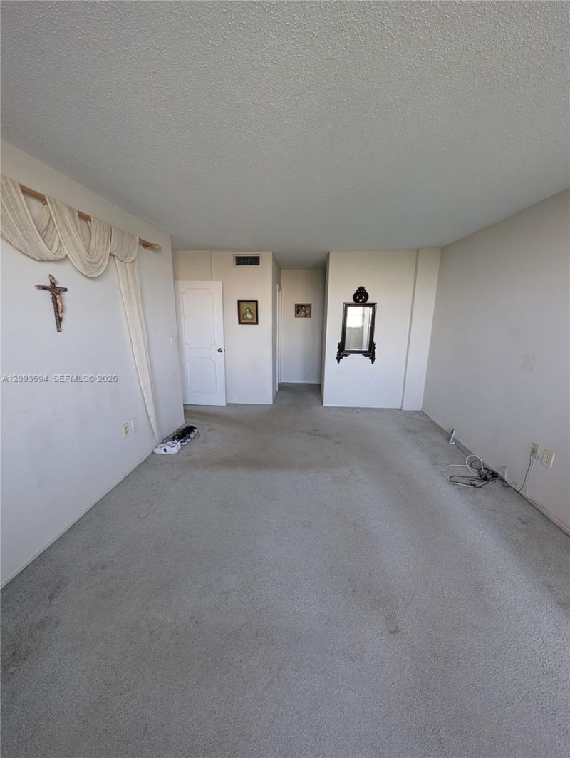11930 N Bayshore Dr, Unit 502, North Miami, FL 33181 Photo