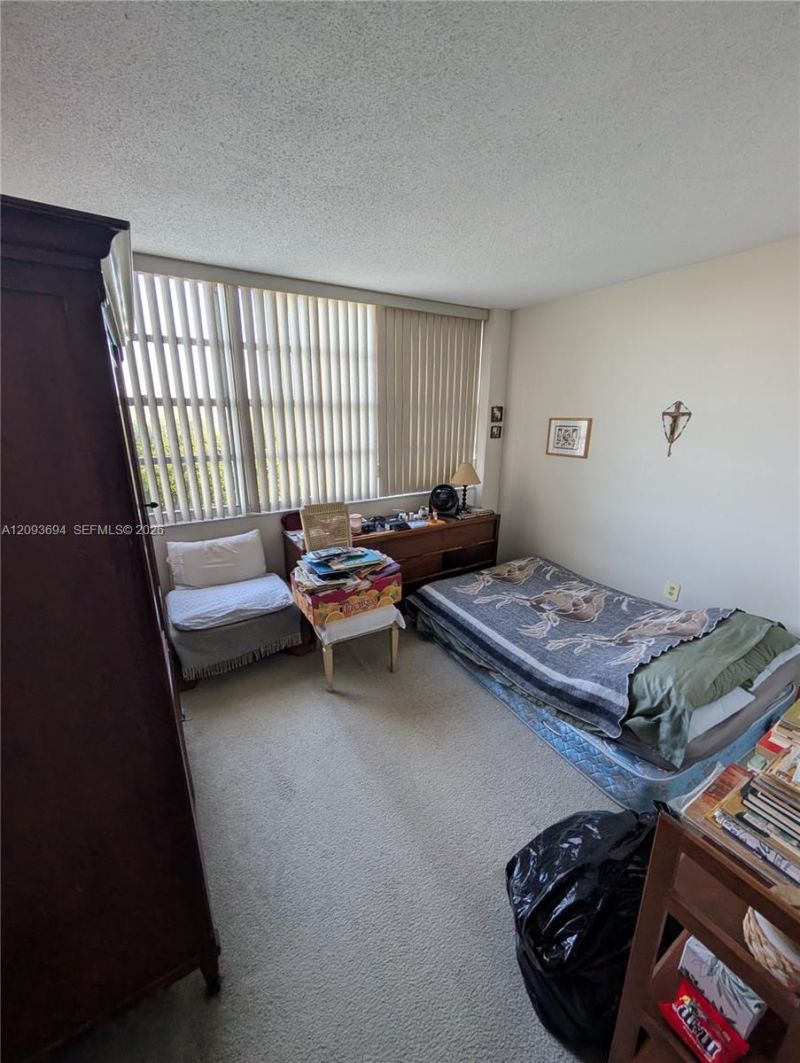 11930 N Bayshore Dr, Unit 502, North Miami, FL 33181 Photo