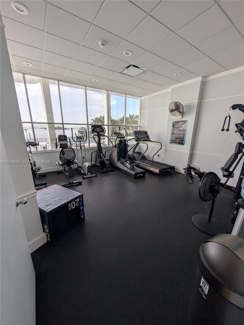 11930 N Bayshore Dr, Unit 502, North Miami, FL 33181 Photo
