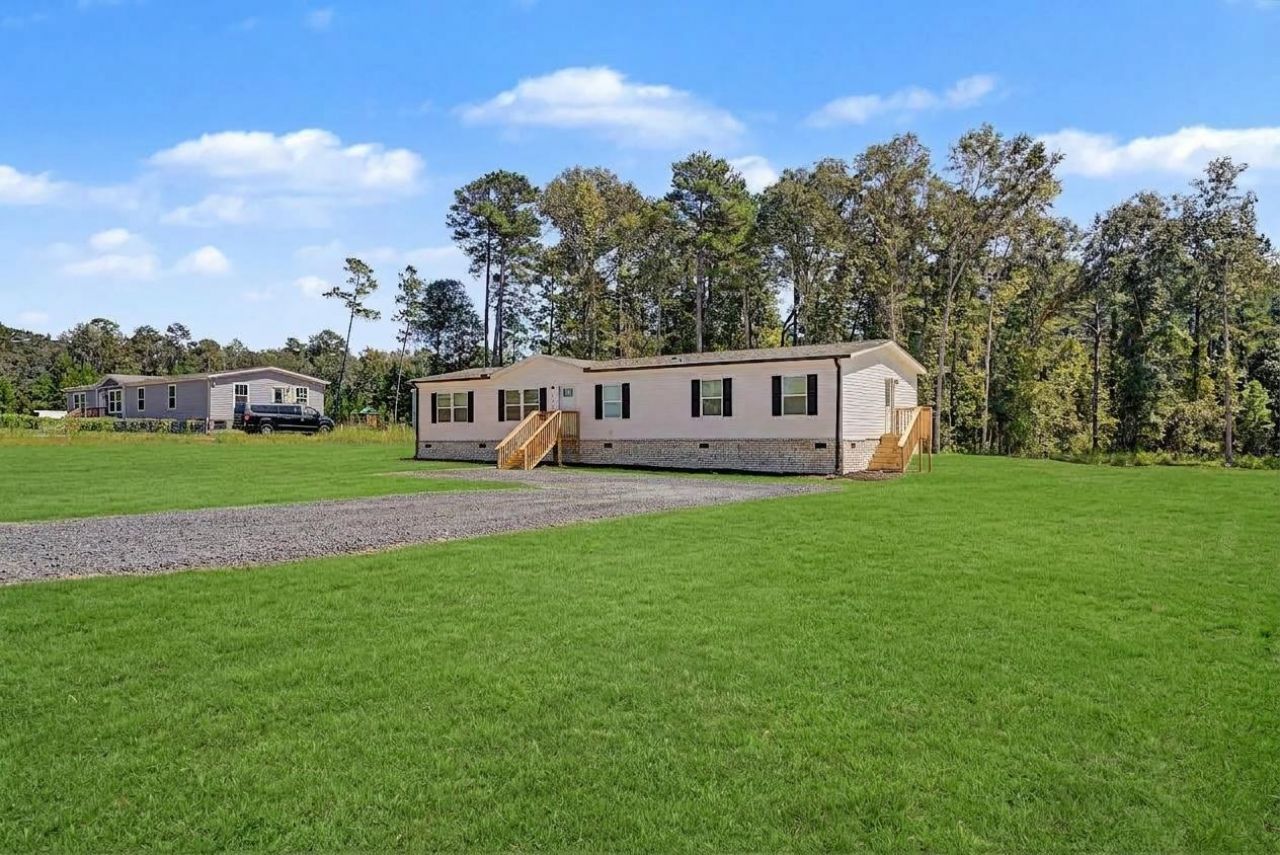 1672 Calamus Pond Road Photo 38