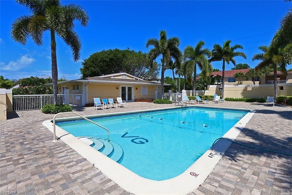609 12th Ave S, Unit 609, Naples, FL 34102 Photo