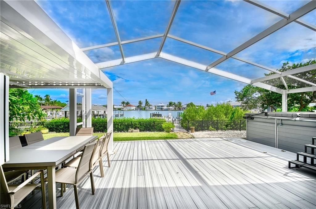 9 Pelican St E, Naples, FL 34113 Photo