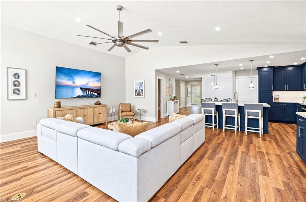 9 Pelican St E, Naples, FL 34113 Photo
