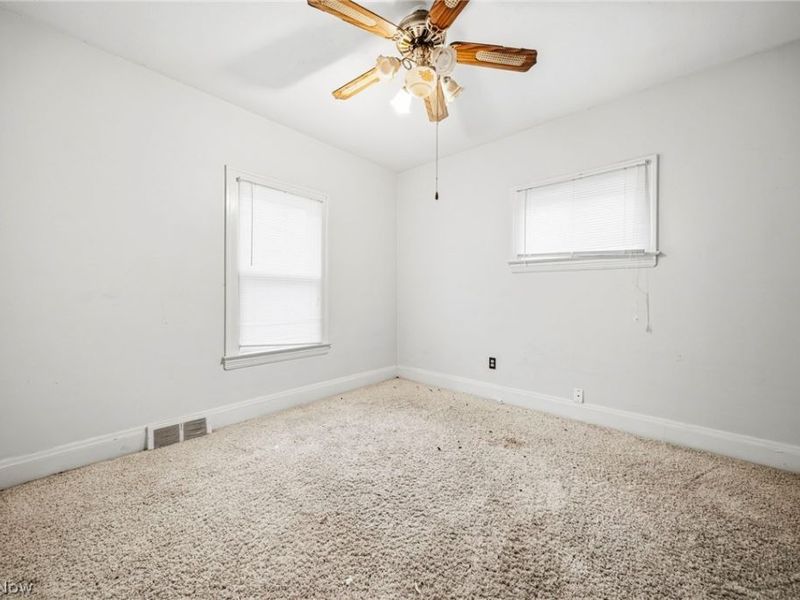 4697 E 85th Street, Garfield Heights, OH 44125 Photo 21