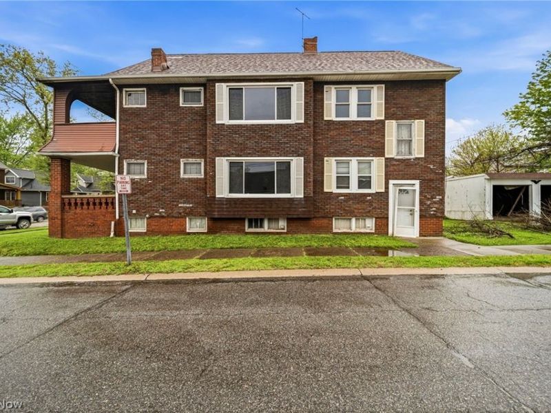 4697 E 85th Street, Garfield Heights, OH 44125 Photo 3