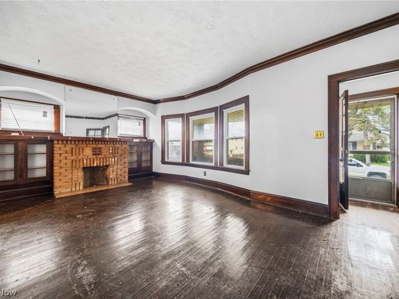 4697 E 85th Street, Garfield Heights, OH 44125 Photo 4