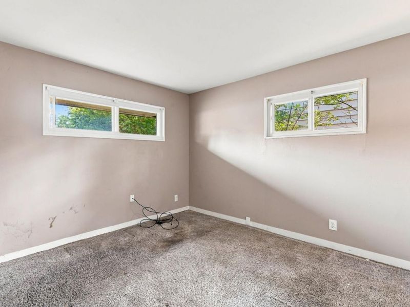8769 Balboa Drive, Springfield Township, OH 45231 Photo 10