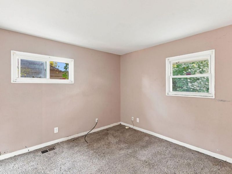 8769 Balboa Drive, Springfield Township, OH 45231 Photo 8