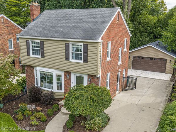 1516 Edgewood Drive , Royal Oak, Mi 48067