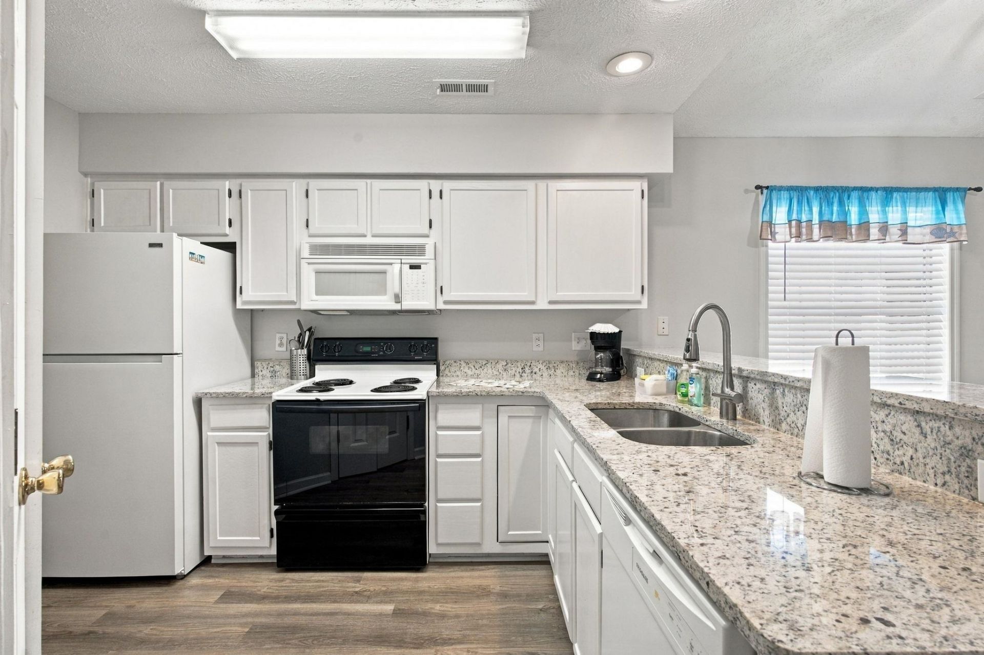 440 Red River Ct. Photo 17
