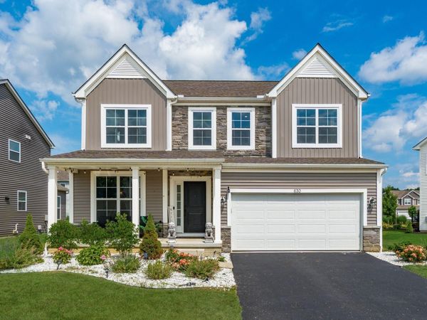 630 Holbrook Drive , Sunbury, OH 43074