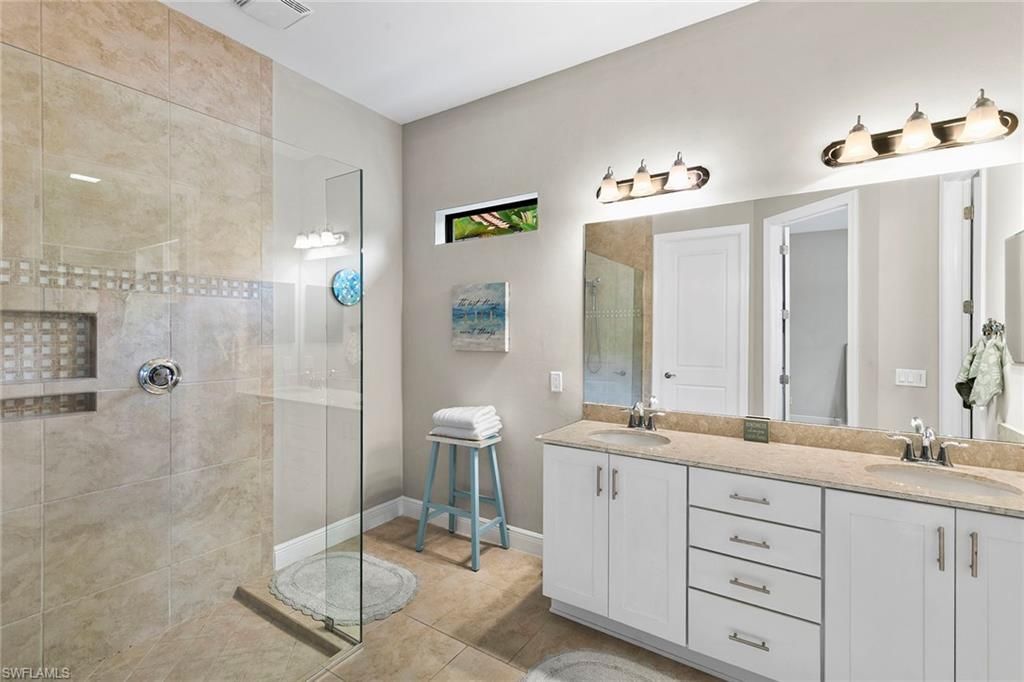 4631 Abaca Cir, Naples, FL 34119 Photo