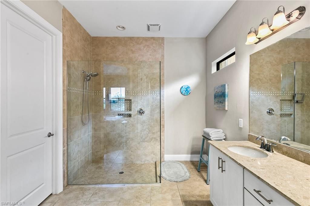 4631 Abaca Cir, Naples, FL 34119 Photo