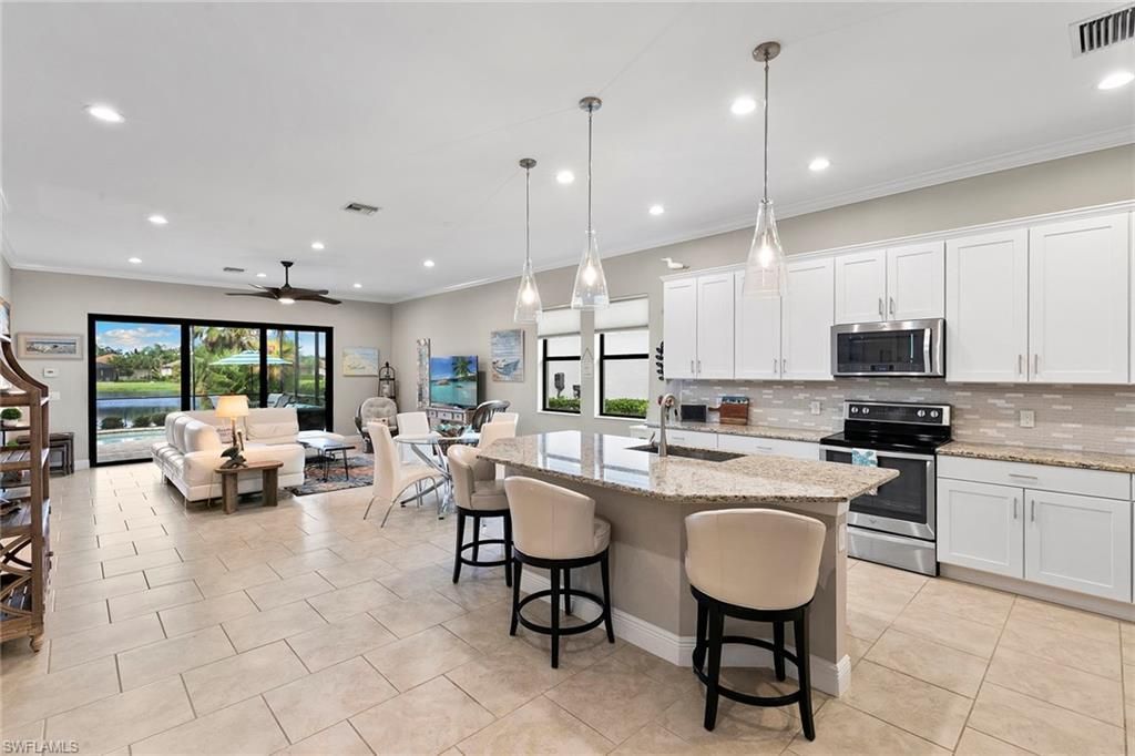4631 Abaca Cir, Naples, FL 34119 Photo