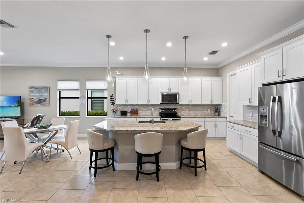 4631 Abaca Cir, Naples, FL 34119 Photo