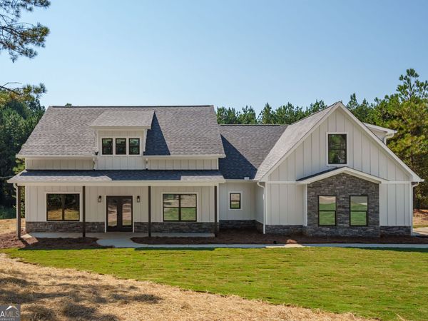 428 Puckett Road, Silver Creek, GA 30173