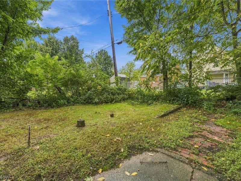 10816 Grandview Avenue, Cleveland, OH 44104 Photo 47