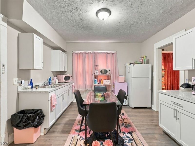 10816 Grandview Avenue, Cleveland, OH 44104 Photo 6
