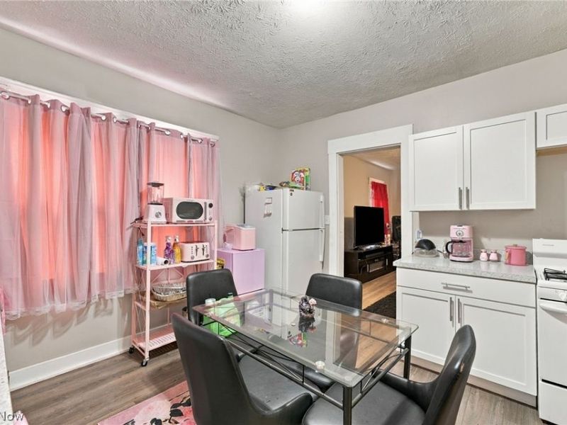 10816 Grandview Avenue, Cleveland, OH 44104 Photo 7