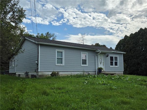 560 County Road 64, Elmira, NY 14903