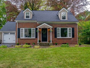 304 Meadow Road , Syracuse, NY 13219