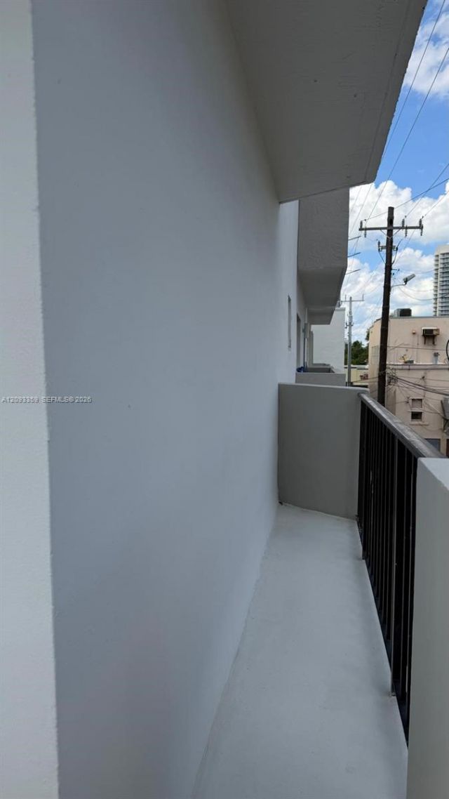 6965 Harding Ave , Unit 305, Miami Beach, FL 33141 Photo