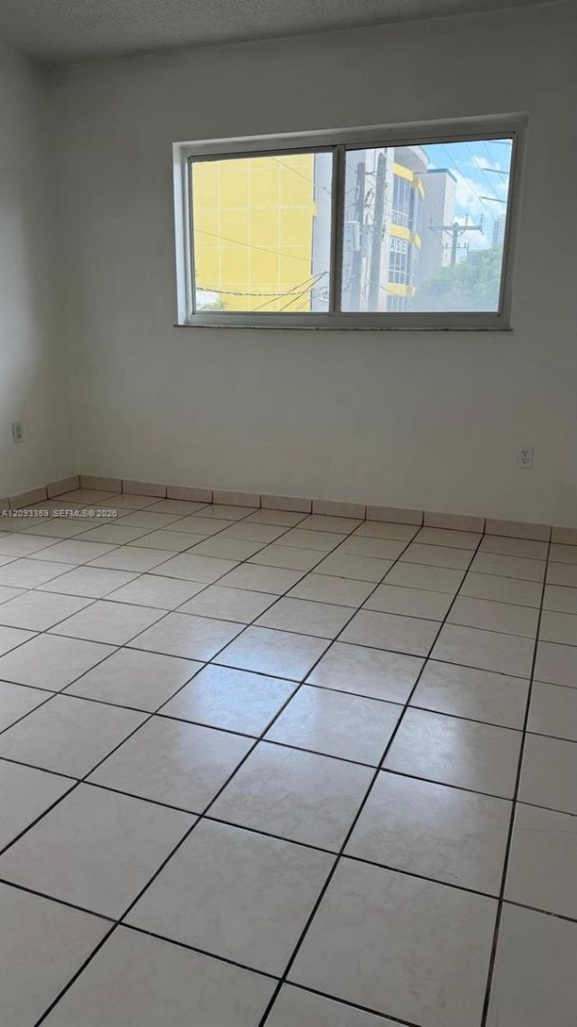 6965 Harding Ave , Unit 305, Miami Beach, FL 33141 Photo