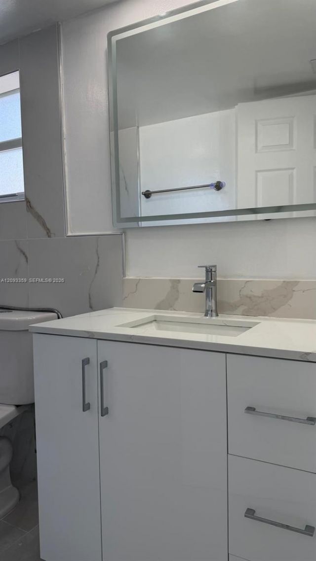 6965 Harding Ave , Unit 305, Miami Beach, FL 33141 Photo