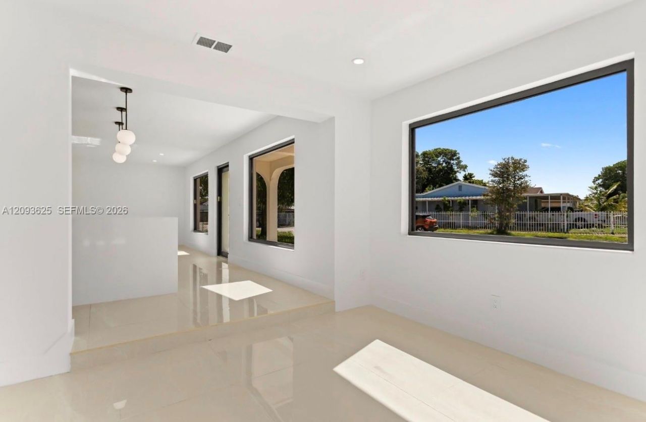 191 SE 6th Ave , Hialeah, FL 33010 Photo
