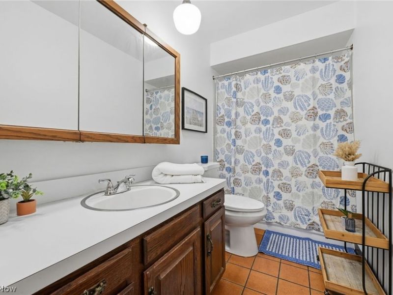 21810 Forestview Circle, Brook Park, OH 44142 Photo 10
