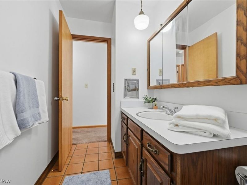 21810 Forestview Circle, Brook Park, OH 44142 Photo 22