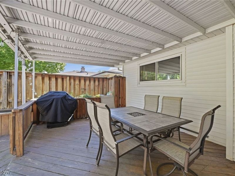 21810 Forestview Circle, Brook Park, OH 44142 Photo 29