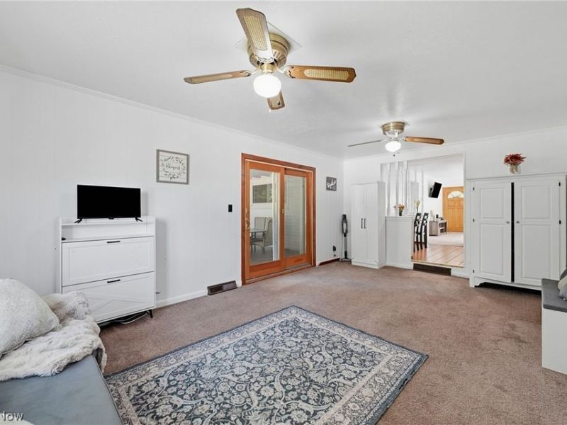 21810 Forestview Circle, Brook Park, OH 44142 Photo 9