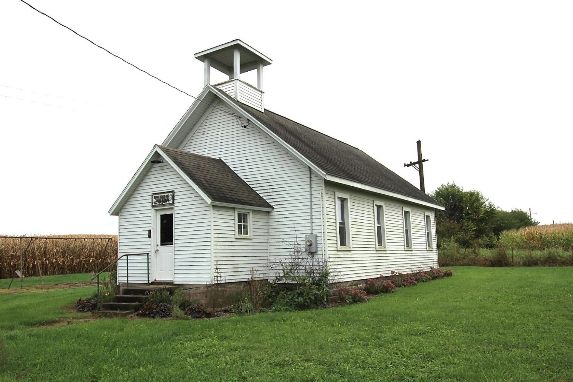 118 S Division Street, Spragueville, IA 52074 Main Photo