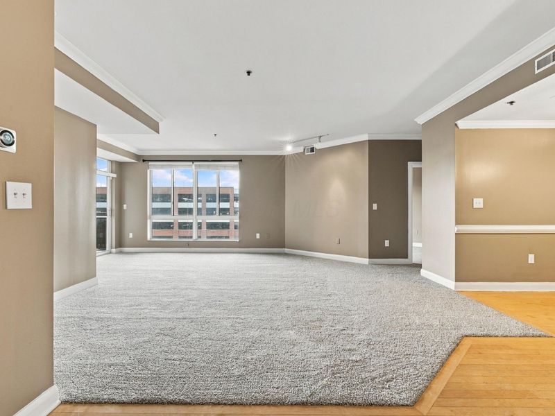 196 S Grant Avenue, Unit 507, Columbus, OH 43215 Photo 2