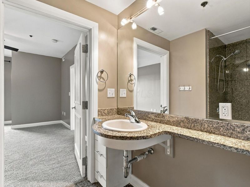 196 S Grant Avenue, Unit 507, Columbus, OH 43215 Photo 20